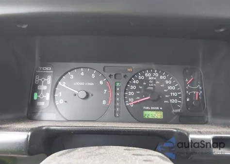 1999 Isuzu Trooper S z USA, uszkodzony, nr VIN JACDJ58X3X7911470